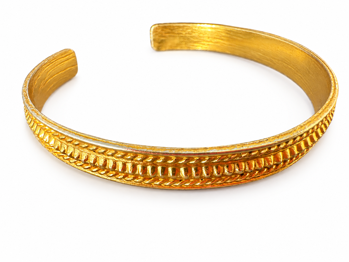 Aloka Radiate Cuff on a clean white background